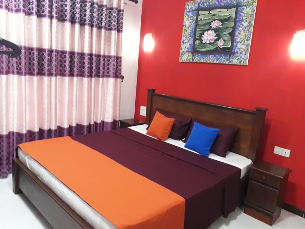 Sunshine Holiday Resort -Sella Катарагама Экстерьер фото